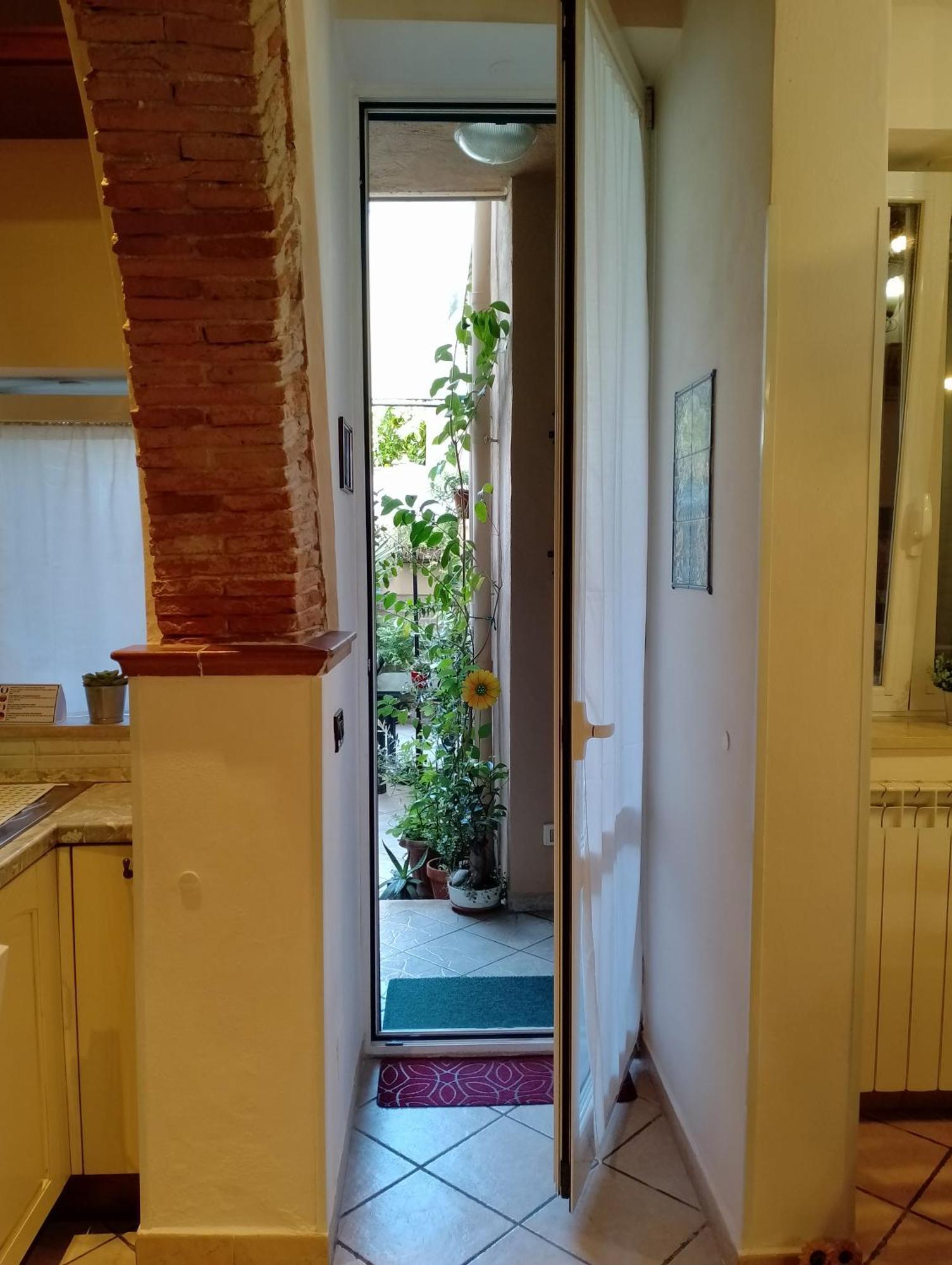 Apartamento Il Piccolo Eden - Private Garden Livorno Exterior foto