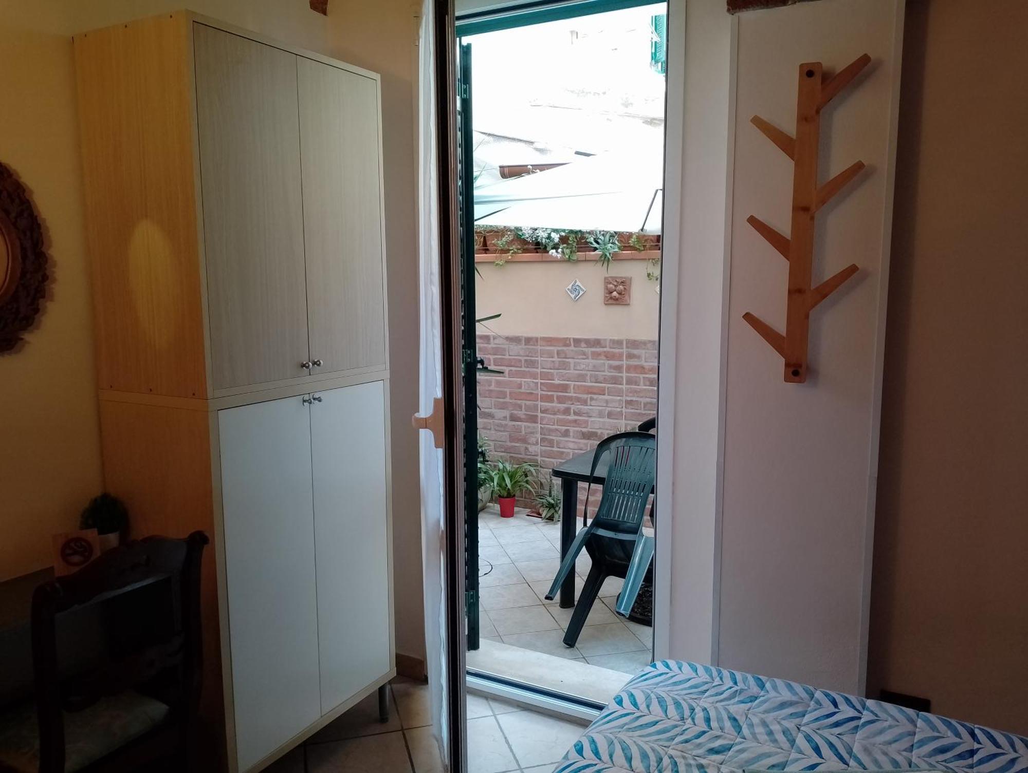 Apartamento Il Piccolo Eden - Private Garden Livorno Exterior foto